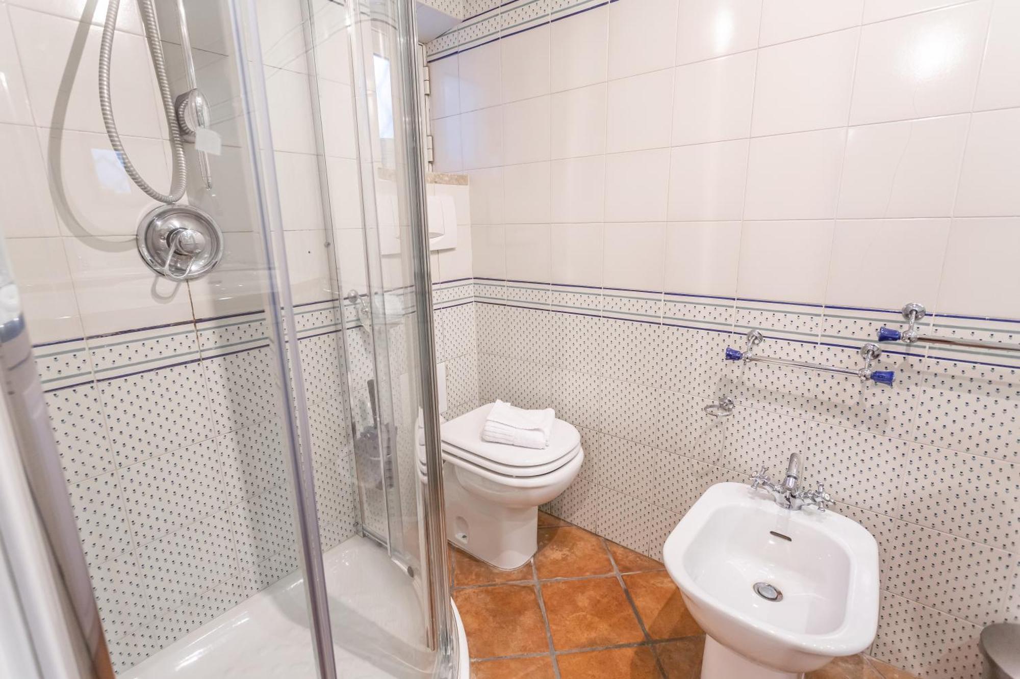 Art House Trastevere Luxury Apartment Рим Екстериор снимка